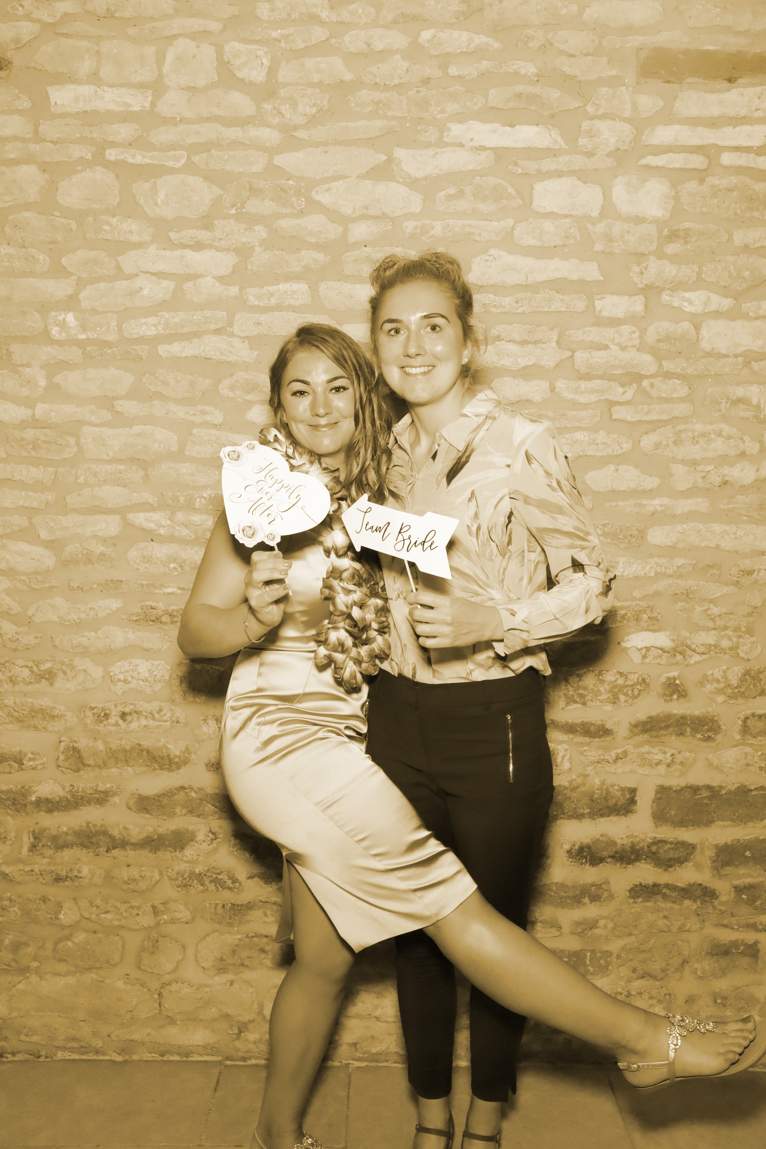Natalie & Jack’s Wedding | View more photos from the event at gallery.myphotoboothexperience.co.uk/u/MyPhotoBoothExperienceLtd/Natalie-Jack’s-Wedding